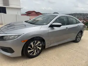 Honda Civic EX Sedan 2018 Silver