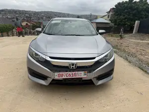 Honda Civic EX Sedan 2018 Silver