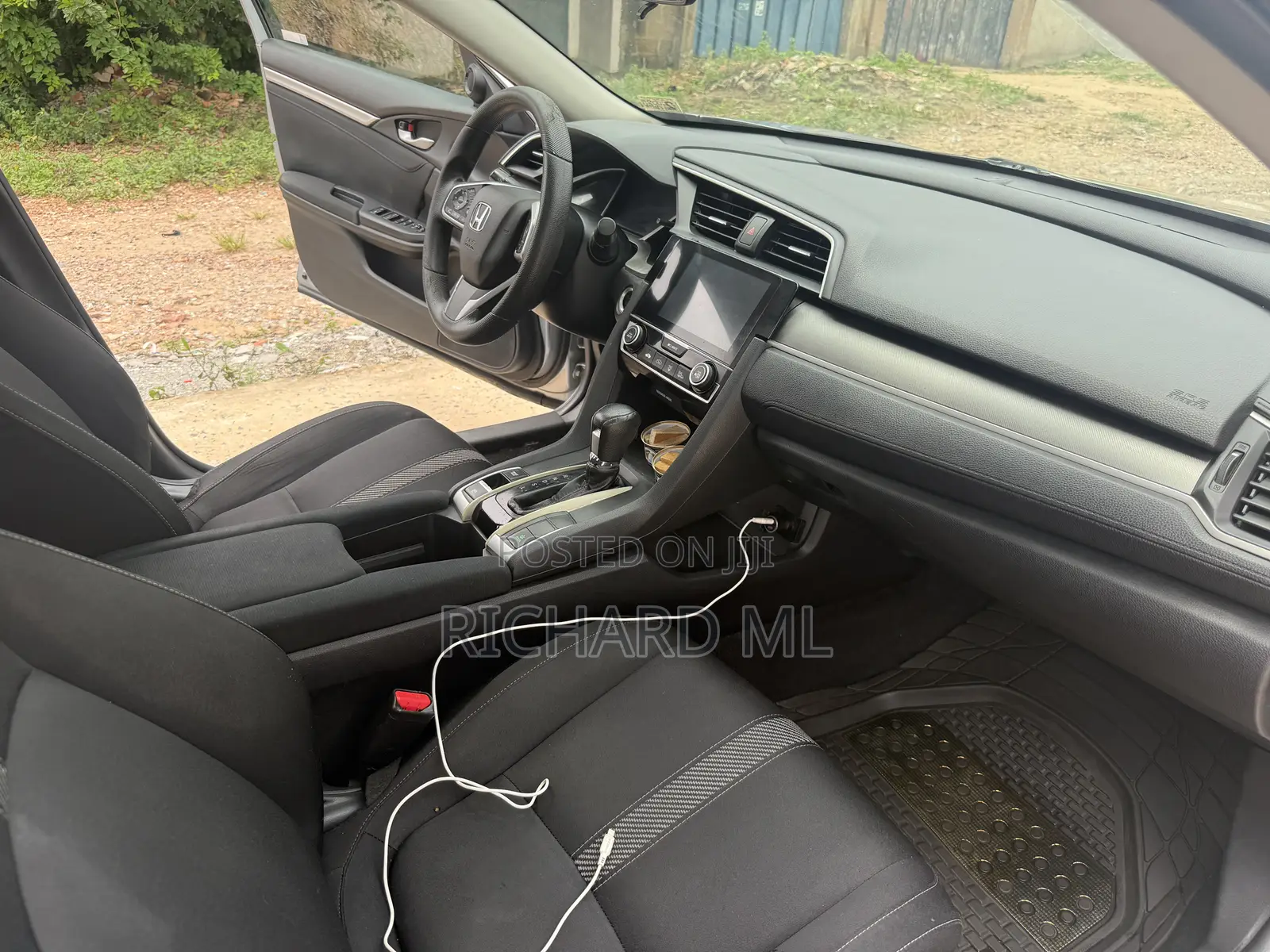 Honda Civic EX Sedan 2018 Silver