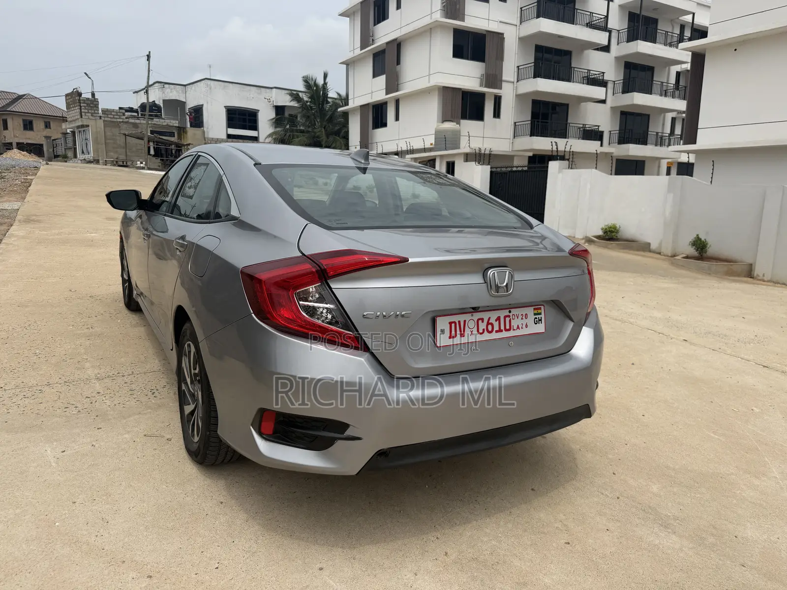 Honda Civic EX Sedan 2018 Silver