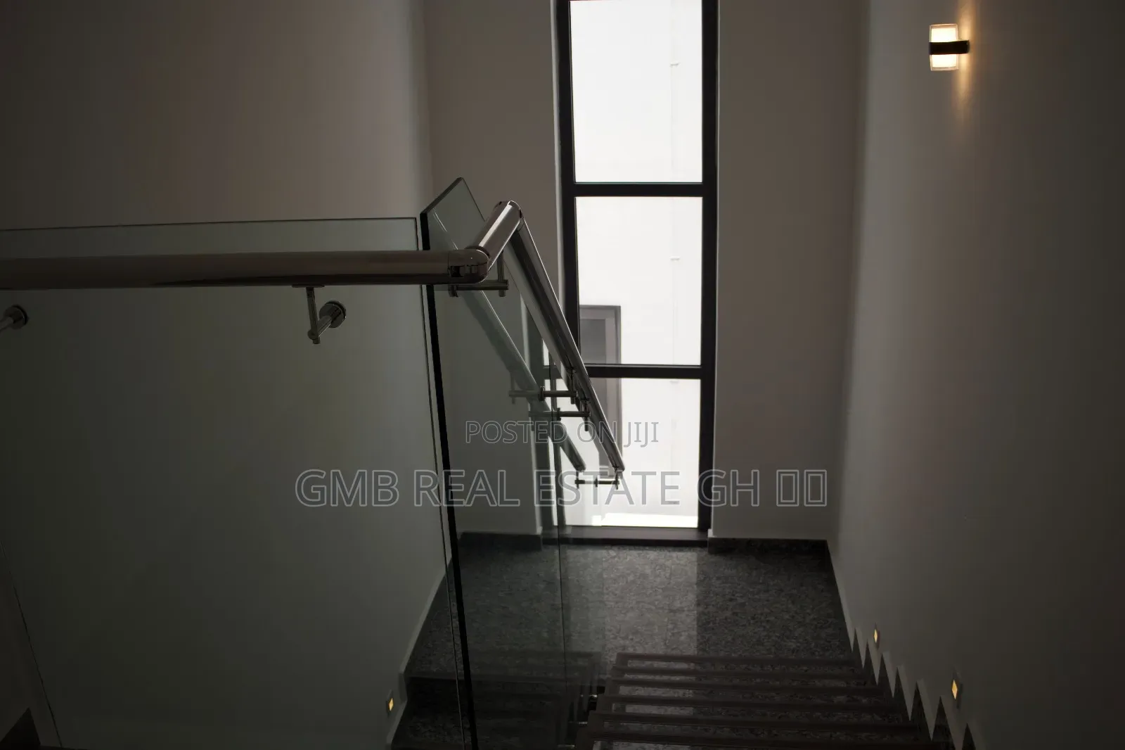 4bdrm Townhouse / Terrace in East Legon, Boundary Road Area for rent