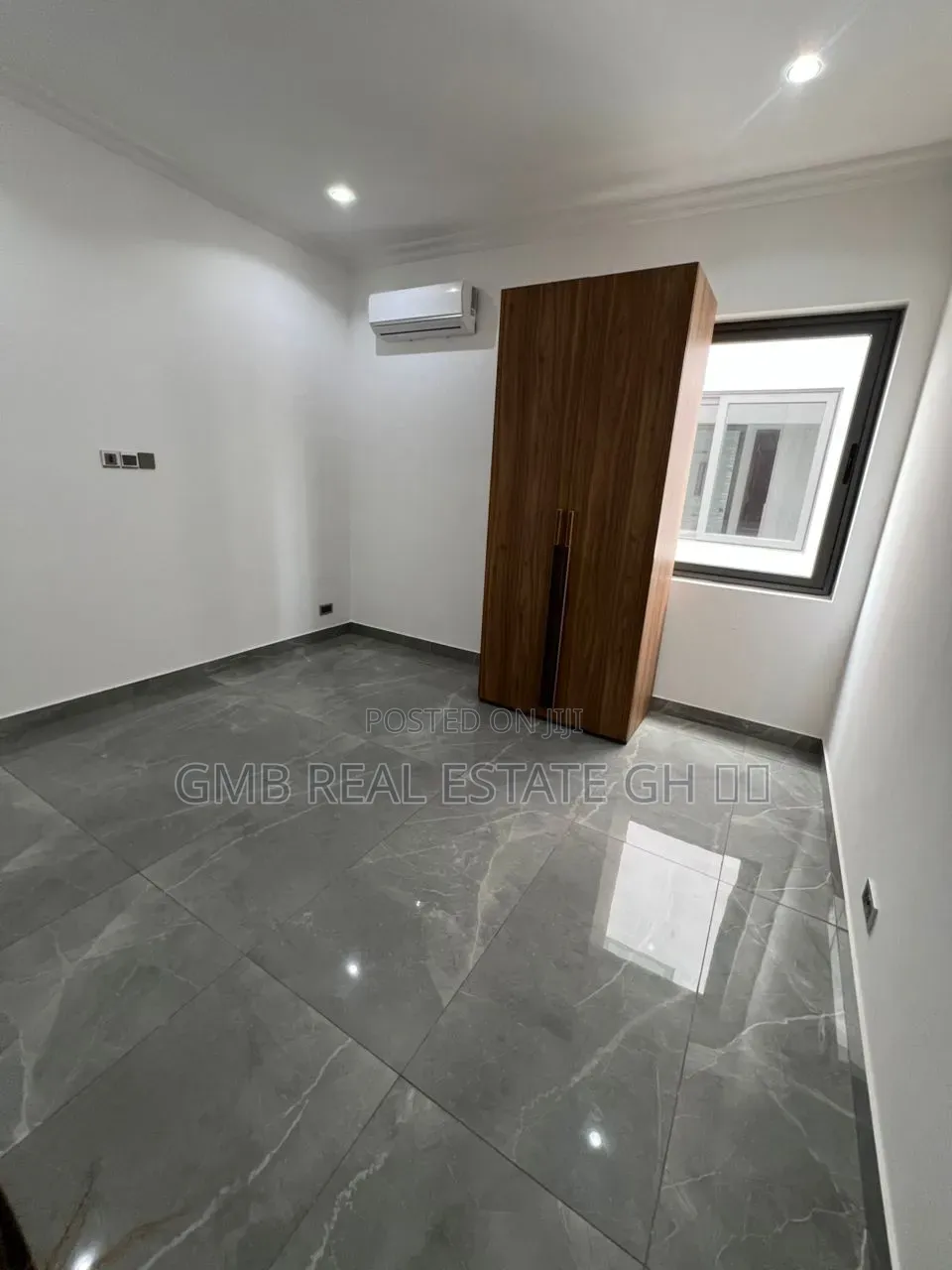 4bdrm Townhouse / Terrace in East Legon, Boundary Road Area for rent