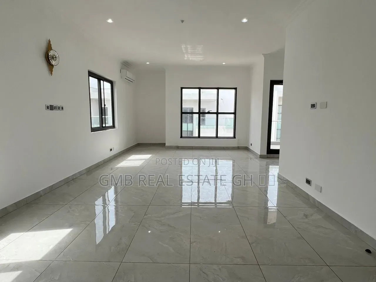 4bdrm Townhouse / Terrace in East Legon, Boundary Road Area for rent