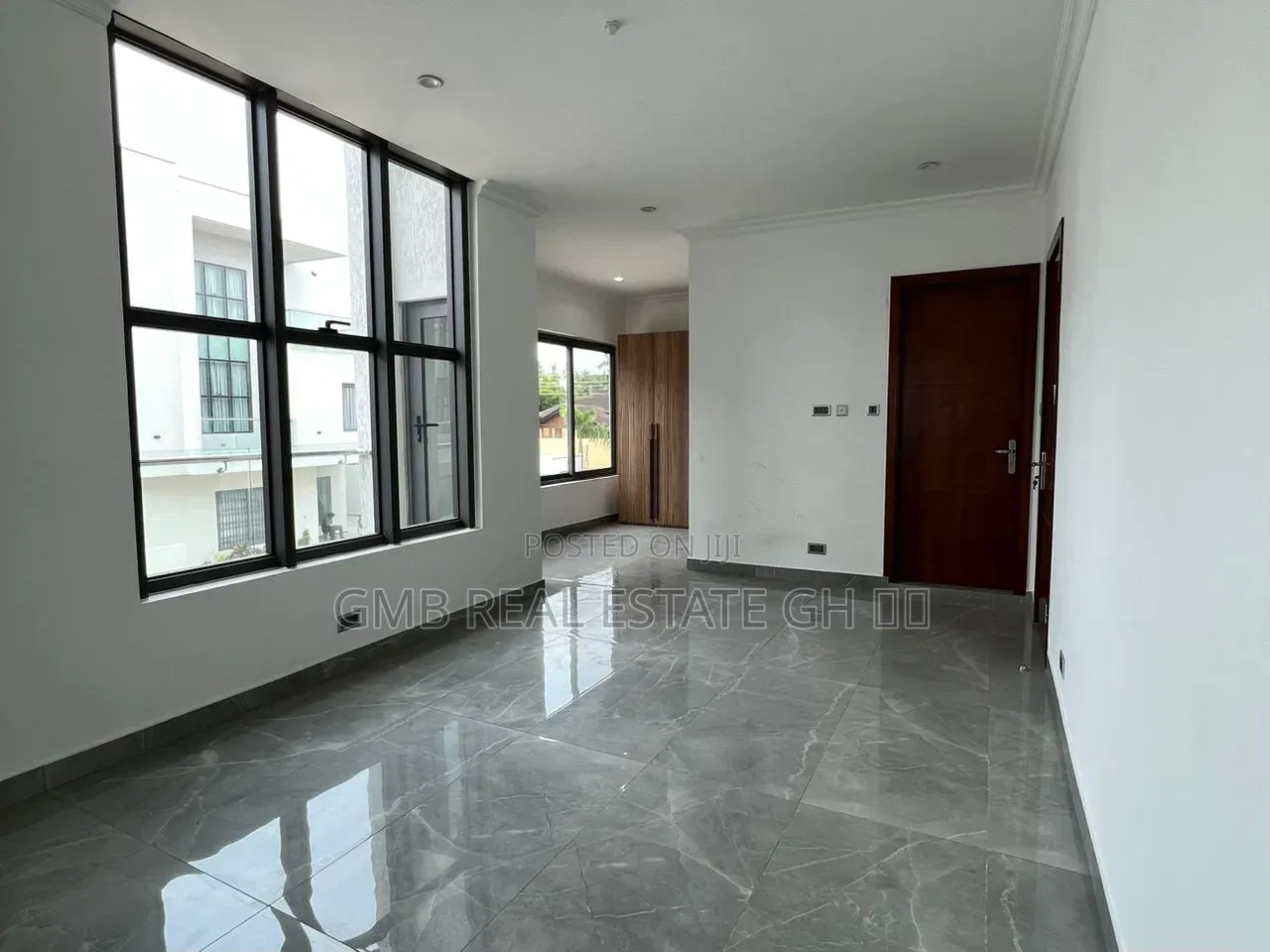 4bdrm Townhouse / Terrace in East Legon, Boundary Road Area for rent