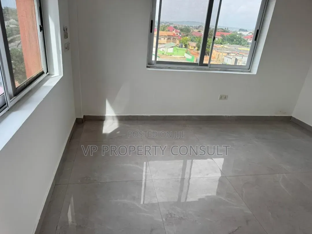2bdrm Apartment in Police Station for rent