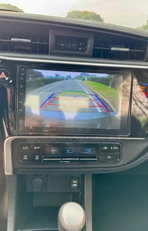 Toyota Corolla SE (1.8L 4cyl 6M) 2019 Gray