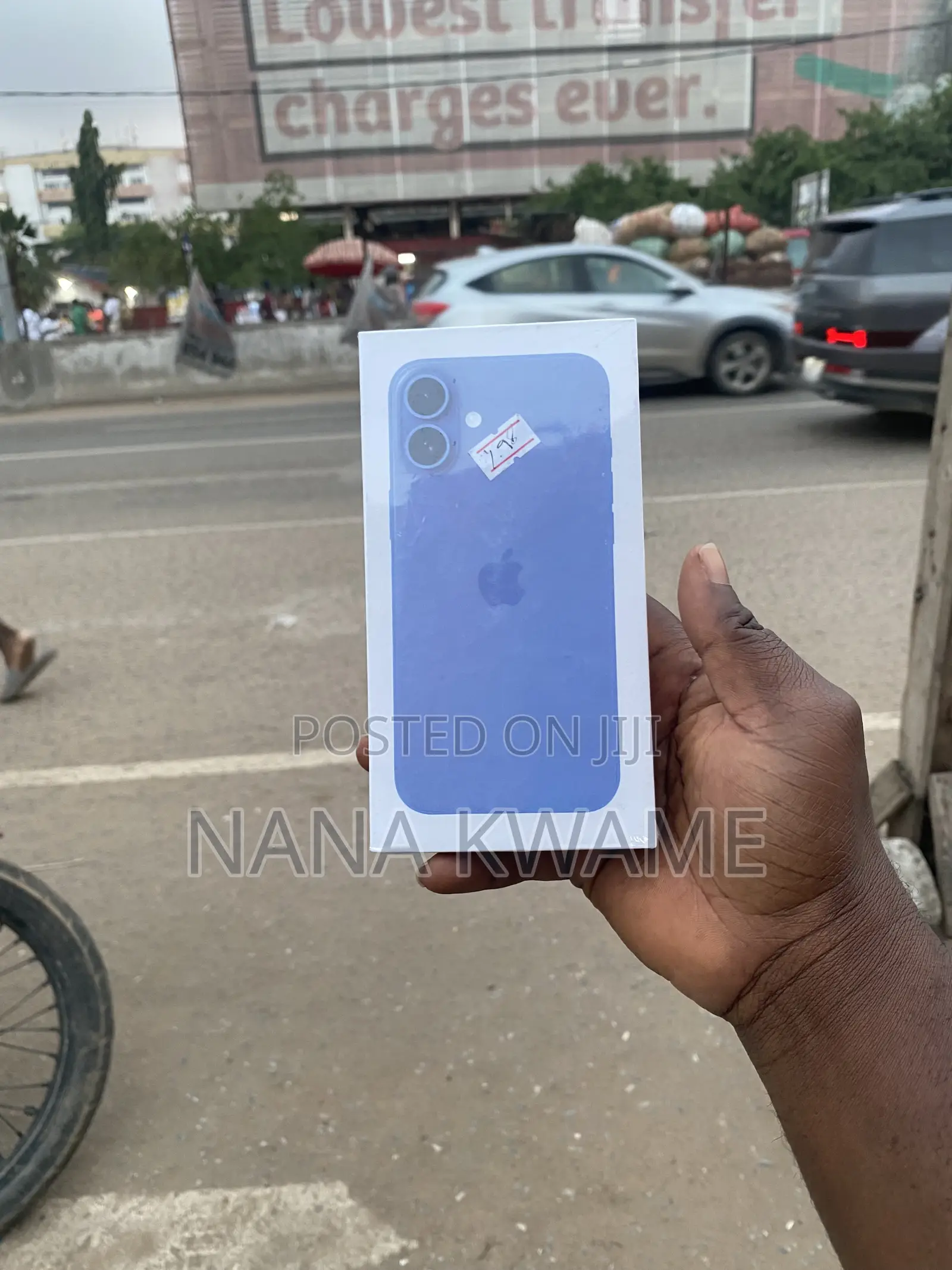 New Apple iPhone 16 128 GB Blue