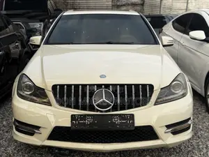 Mercedes-Benz C250 2013 White