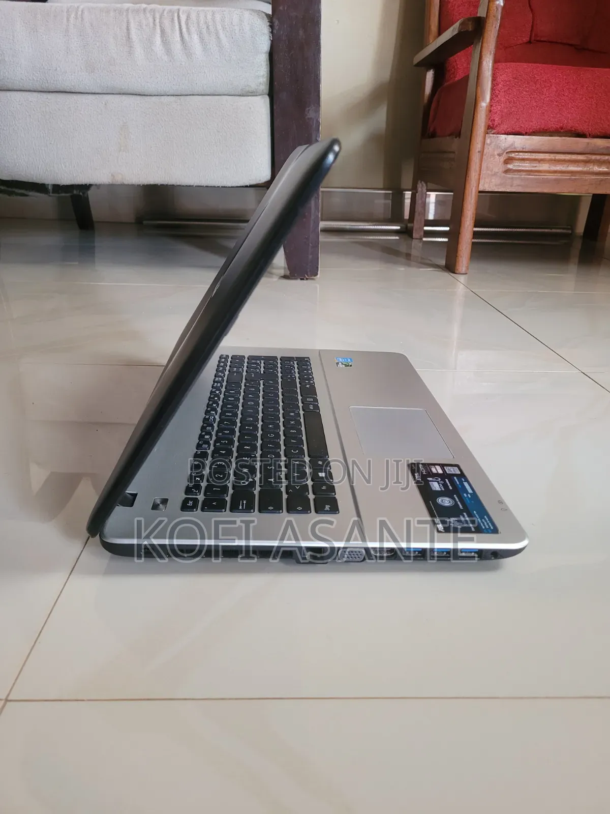 Laptop Asus X751NA 8GB Intel Core i7 HDD+SSD 500GB