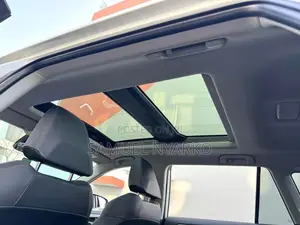 Toyota RAV4 2023 White