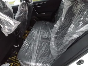 Toyota RAV4 2022 White