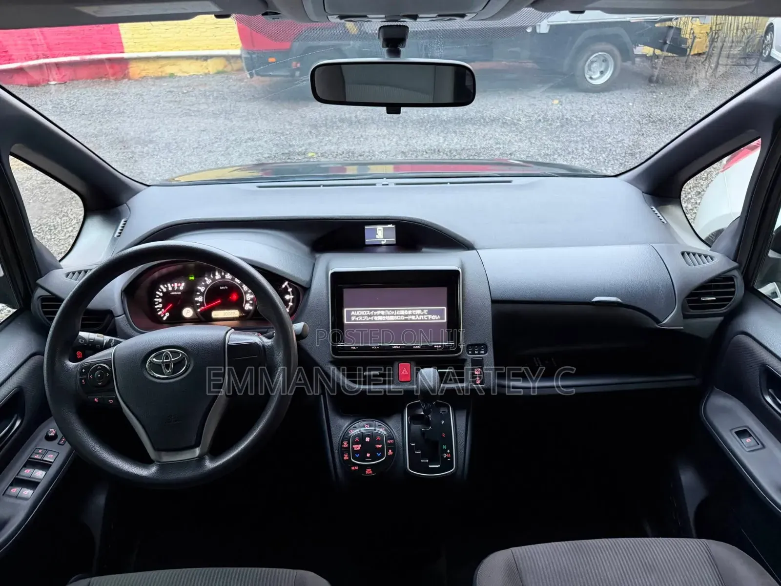 Toyota Voxy 2015 Black