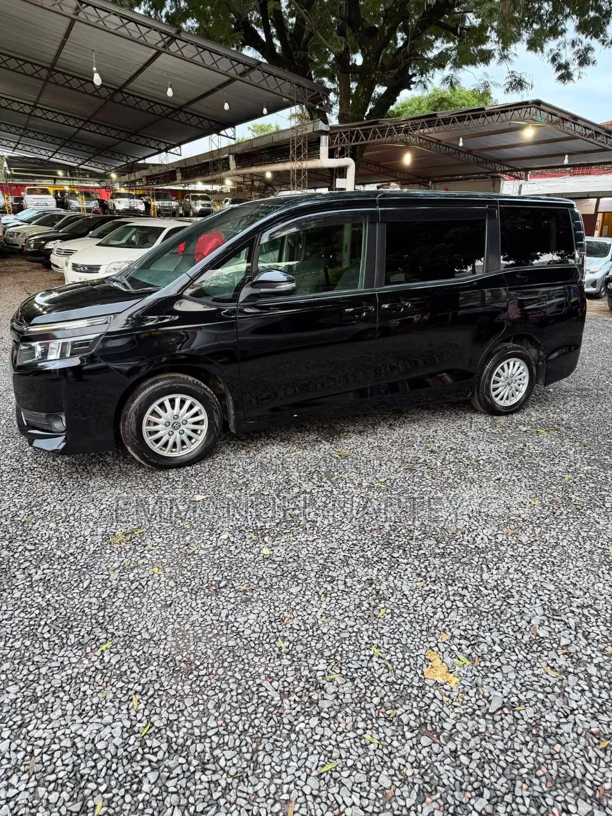 Toyota Voxy 2015 Black