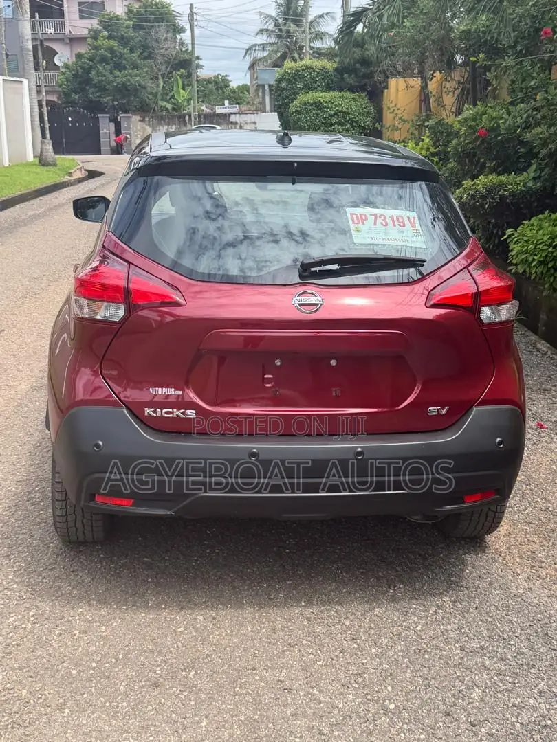 Nissan Kicks SV 2020 Burgundy