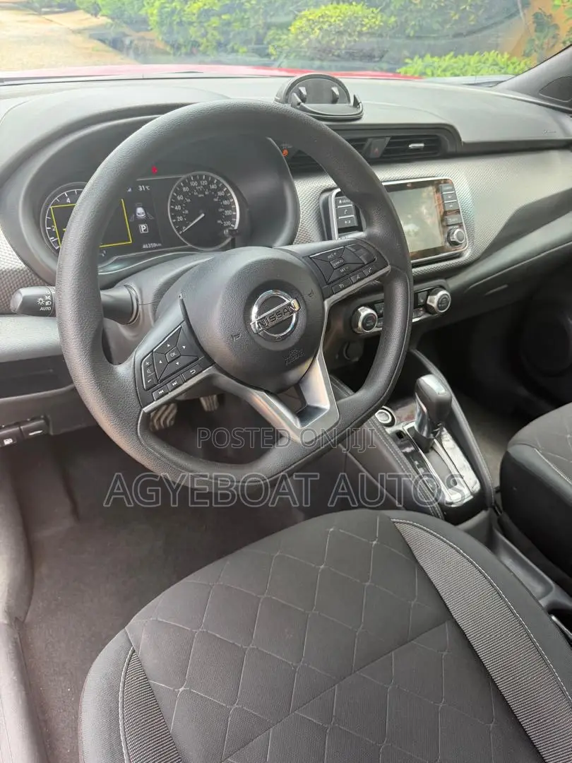 Nissan Kicks SV 2020 Burgundy