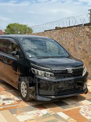 Toyota Voxy 2015 Black