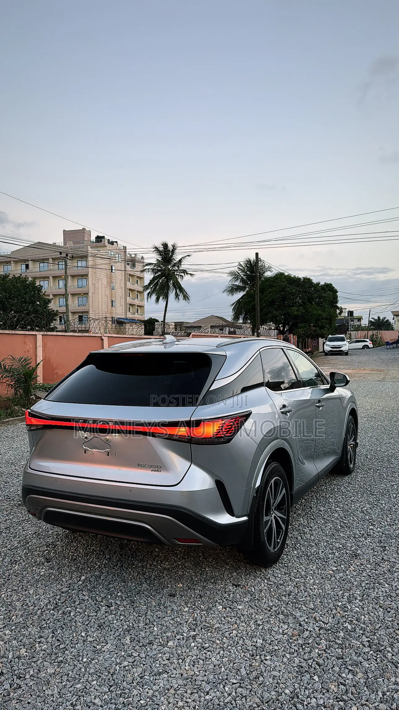 Lexus RX 2023 Silver