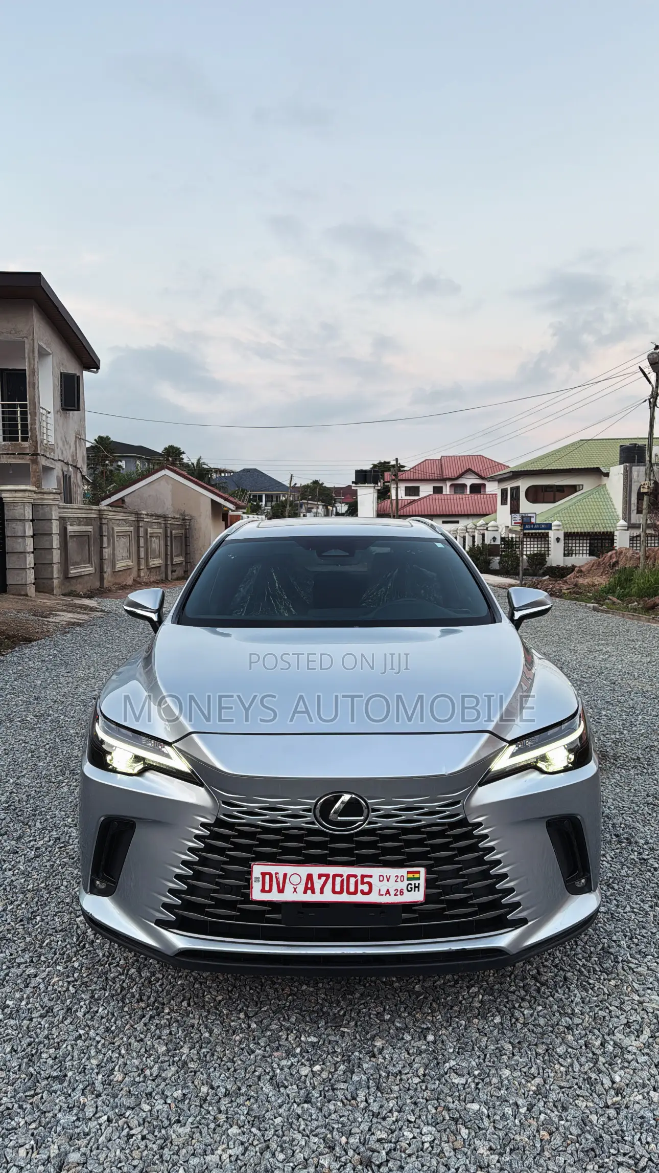Lexus RX 2023 Silver