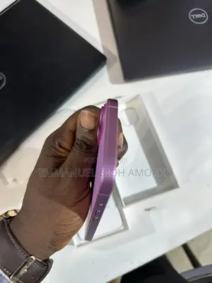 Apple iPhone 16 128 GB Pink