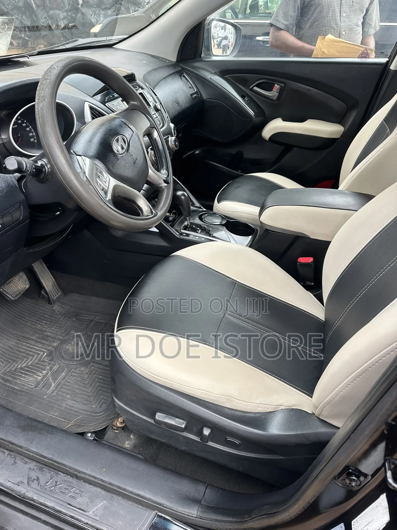Hyundai Tucson GLS AWD 2012 Black