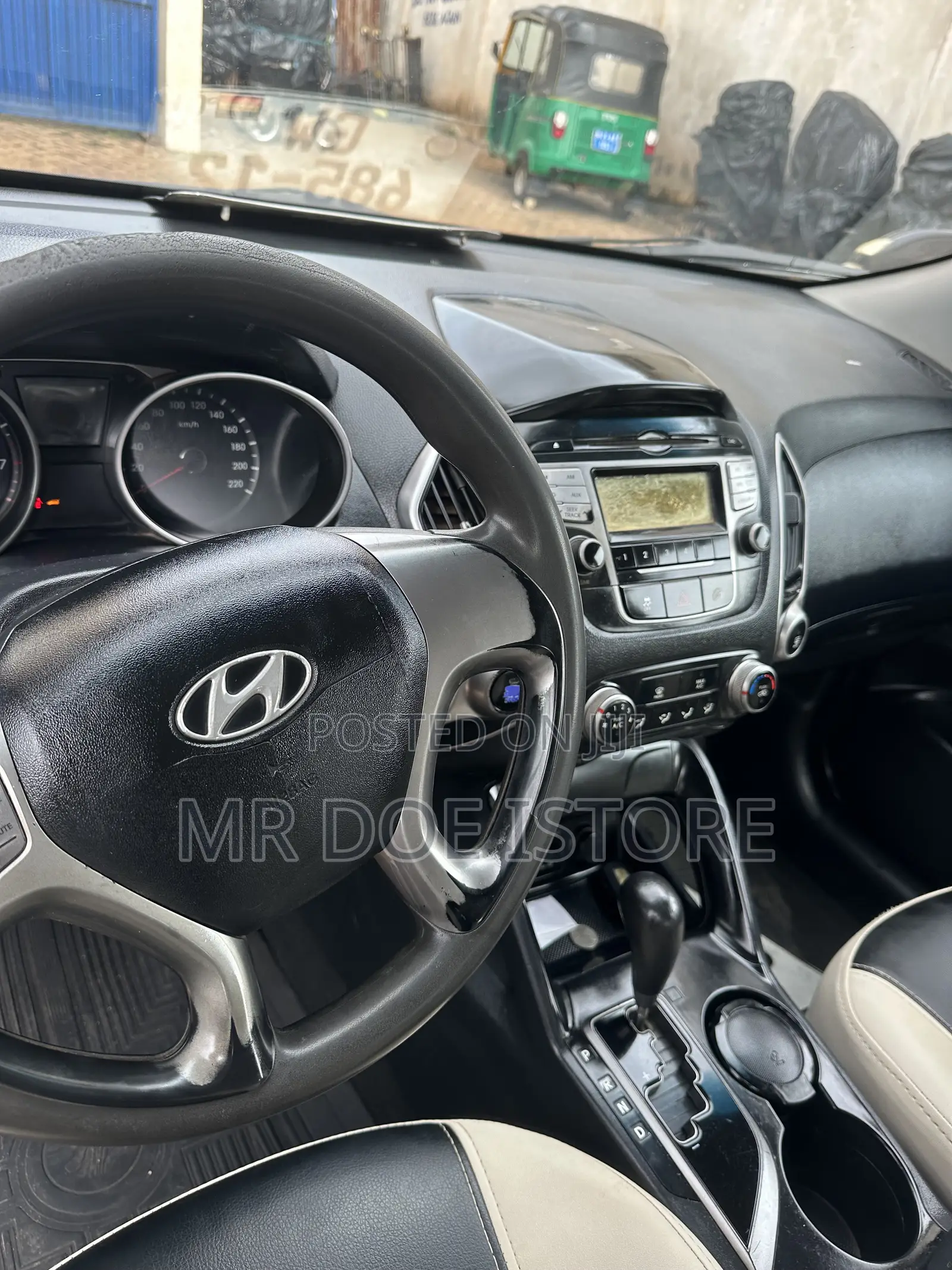 Hyundai Tucson GLS AWD 2012 Black