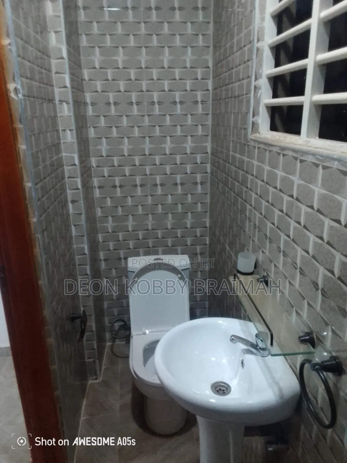 2bdrm Apartment in Right Properties, New Legon for rent