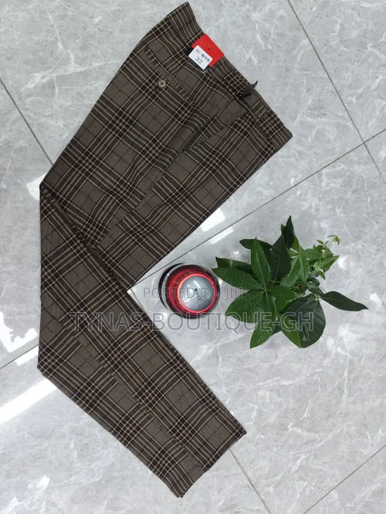 Material Trousers in Sizes