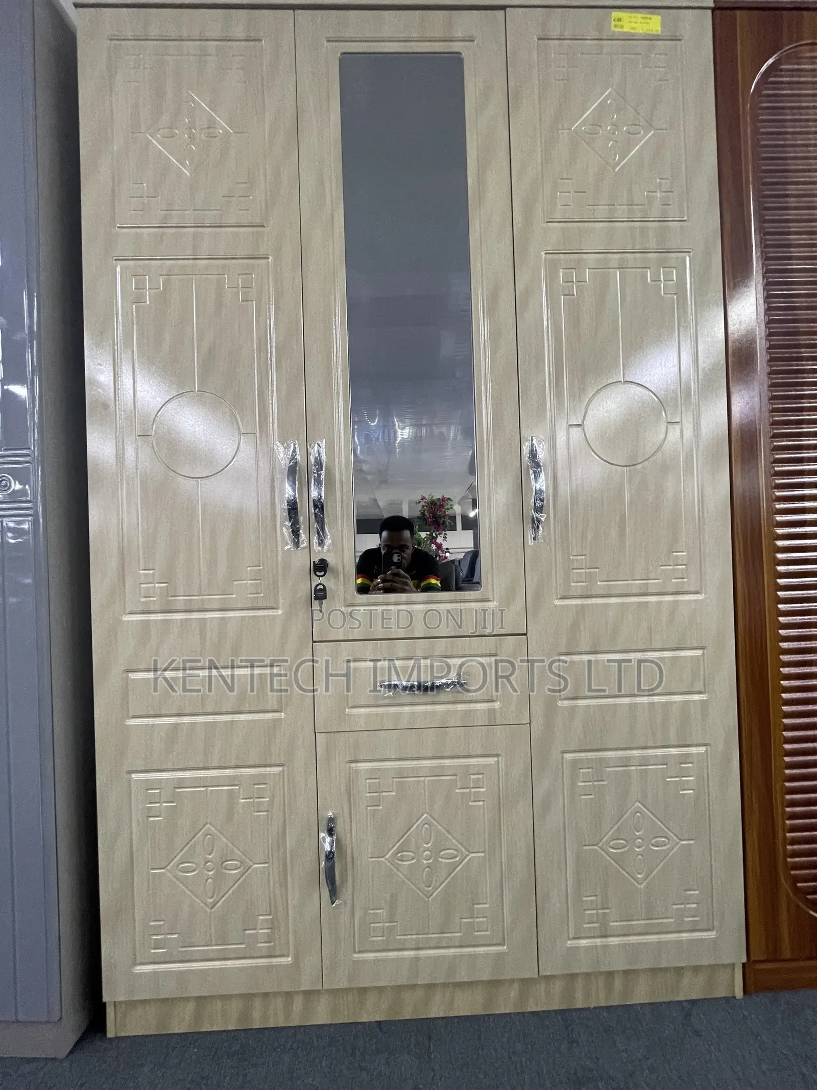 3 in 1 China Made Wardrobe