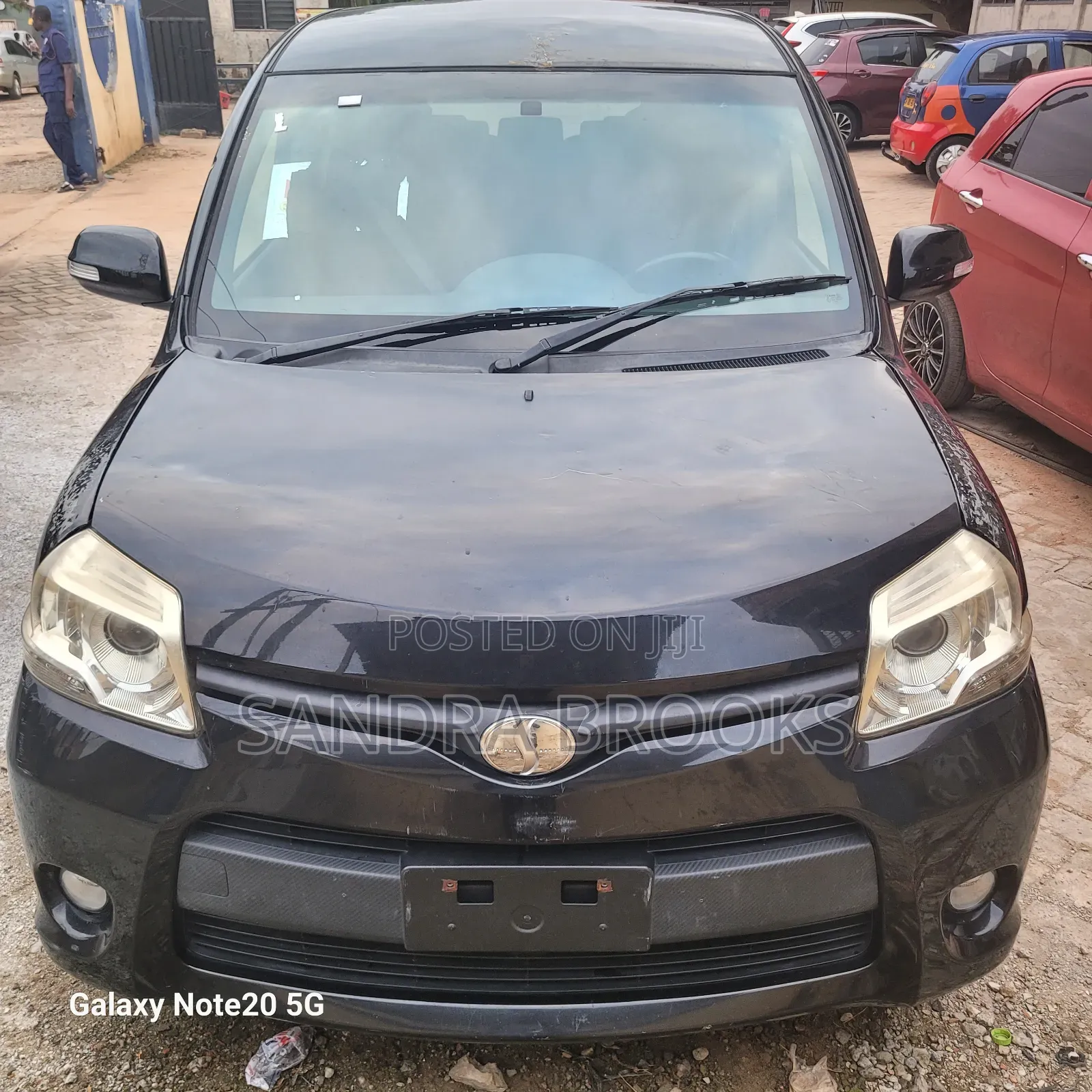 Toyota Sienta 1.5 AWD 2014 Black