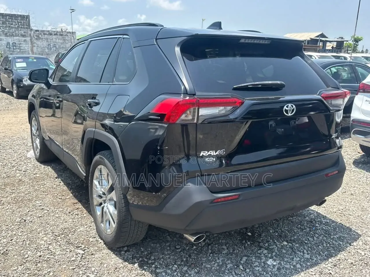 Toyota RAV4 2021 Black