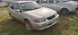 Toyota Corolla 2000 Silver