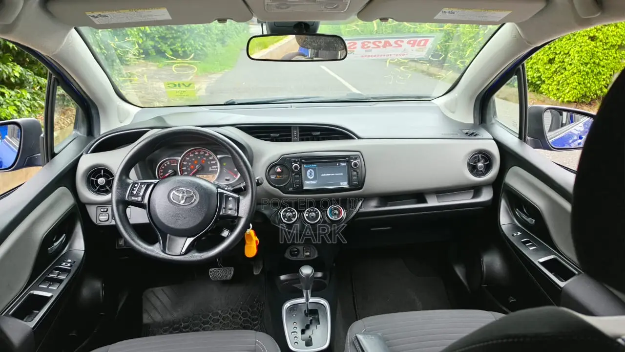 Toyota Yaris 2019 Blue