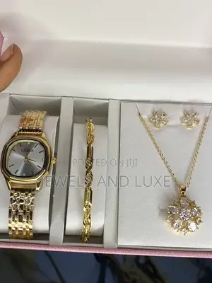 Classy Jewelry Set