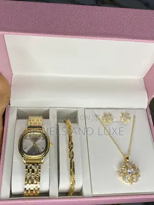 Classy Jewelry Set