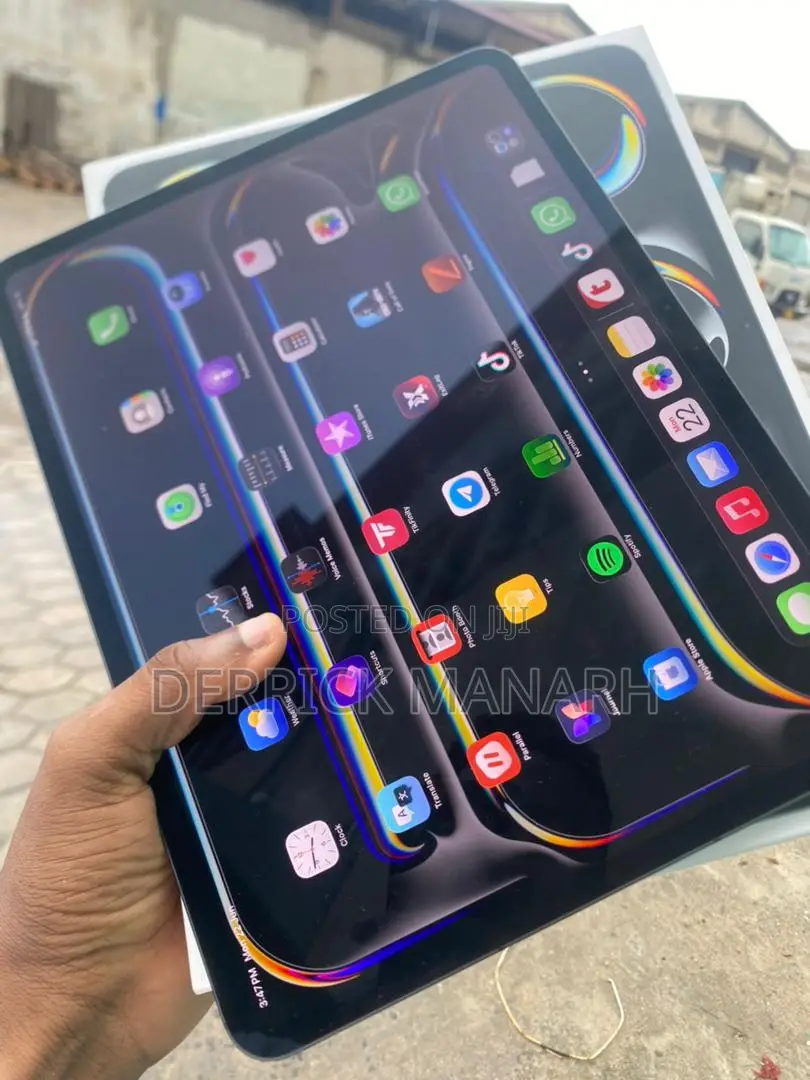 New Apple iPad Pro 13 (2024) 256 GB Gray
