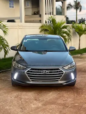 Hyundai Elantra SEL 2018 Gray