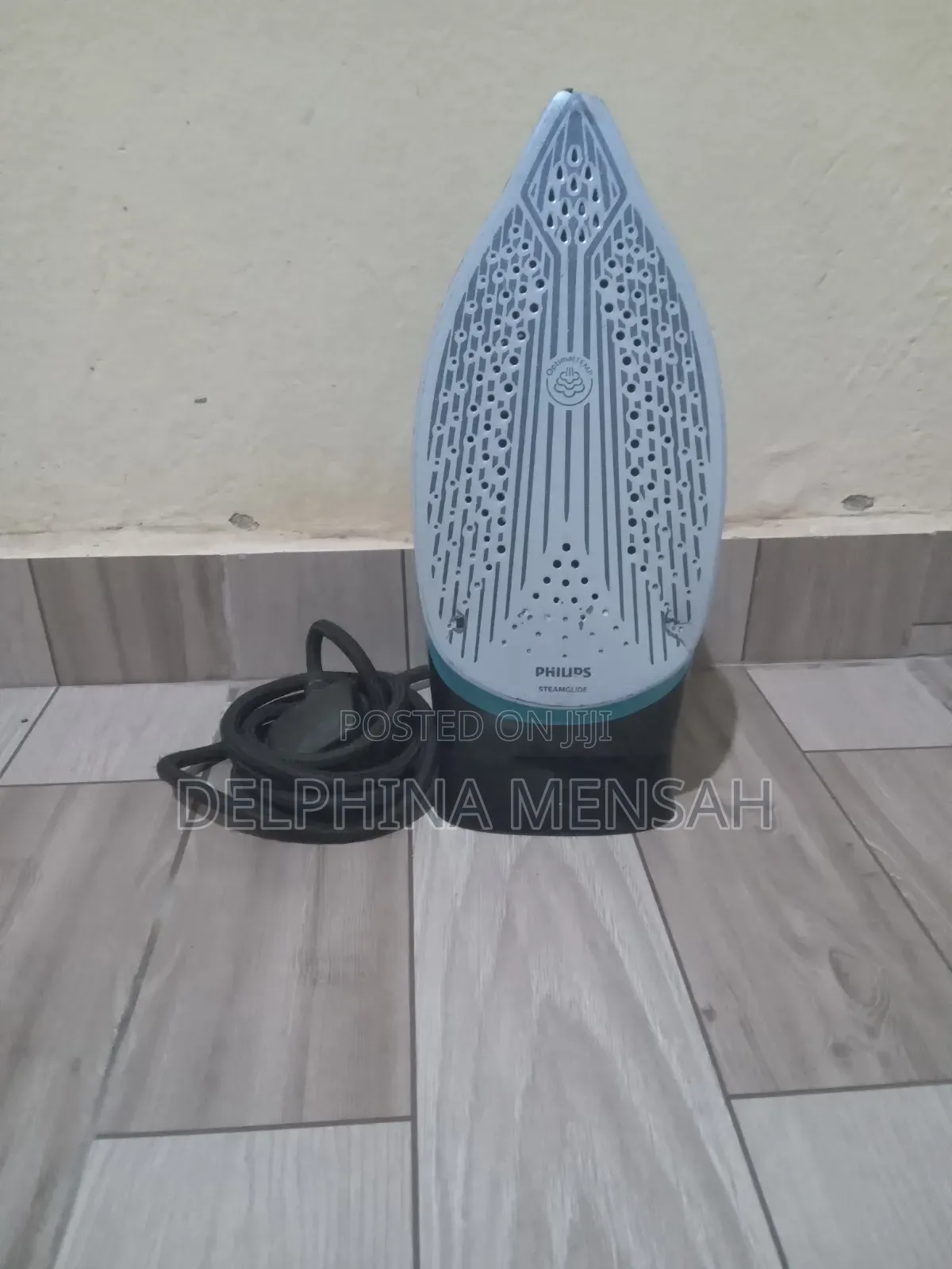 Uk Used Powerful Philips Steam Iron With 2500watts and Auto Off Button