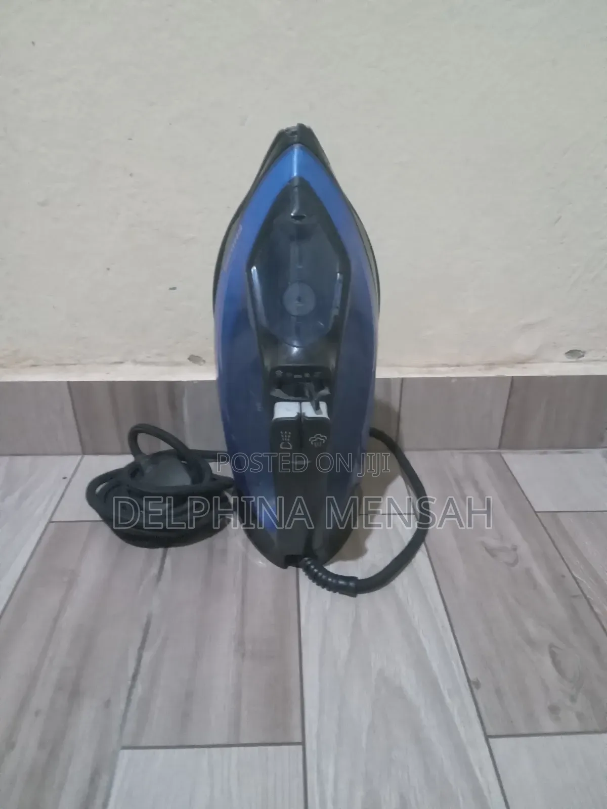 Uk Used Powerful Philips Steam Iron With 2500watts and Auto Off Button