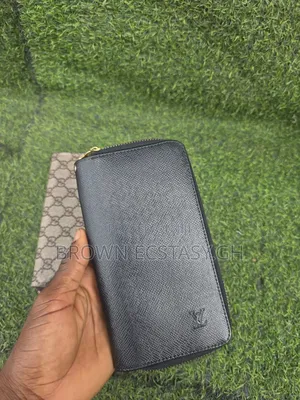 Gucci/Louis Vuitton Long Wallets (Uk Used)