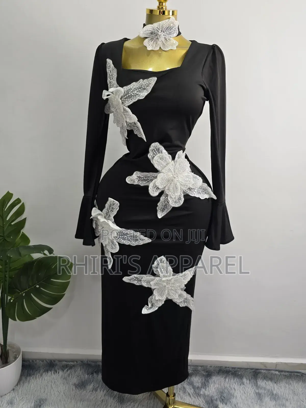 A Very Beautiful Luxury Dress for All All Occasions