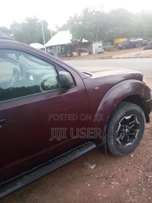 Nissan Navara 2016 Red