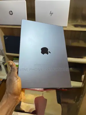 Laptop Apple MacBook Pro 2024 M4 16GB Apple M4 SSD 512GB