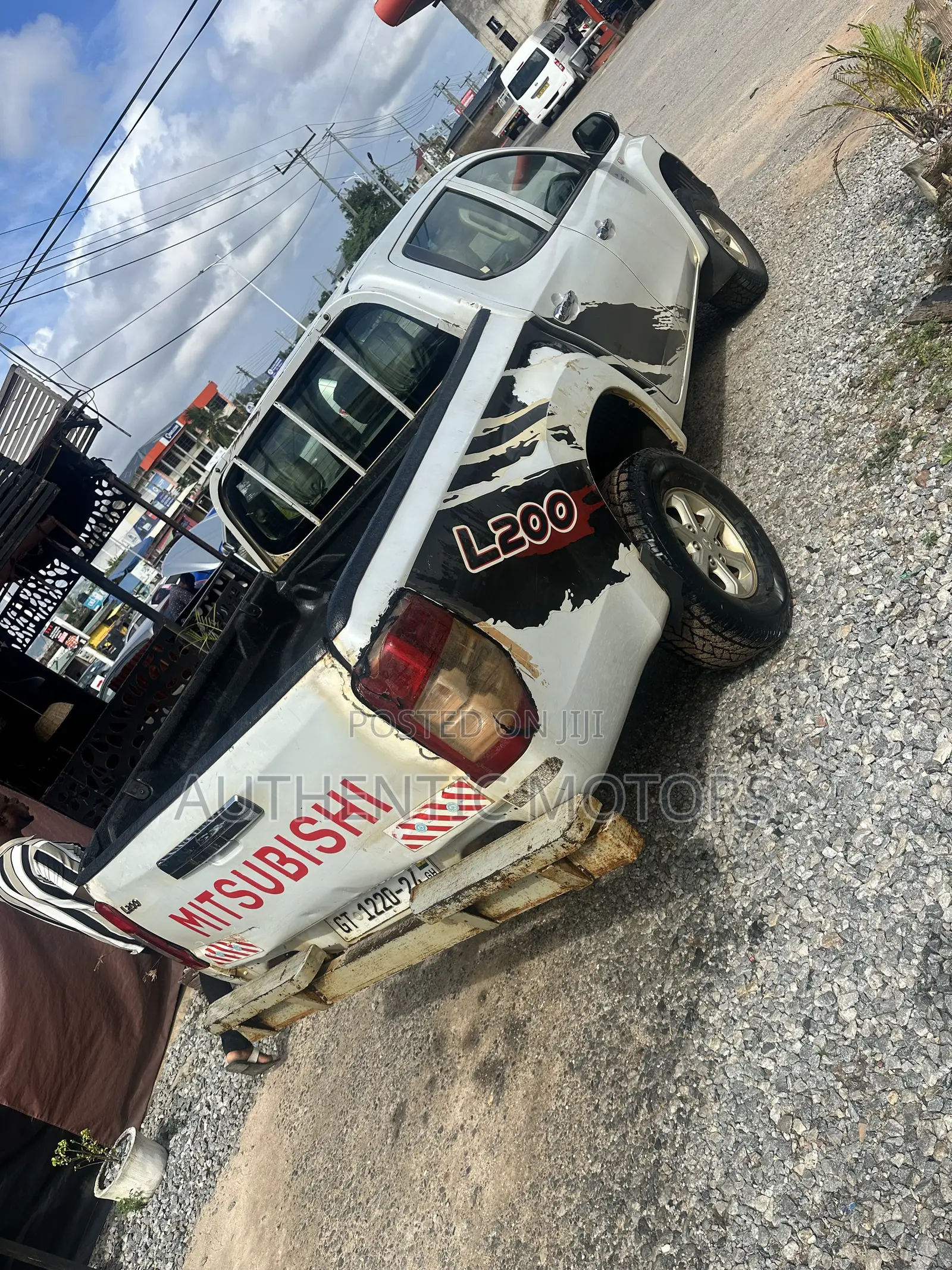 Mitsubishi L200 2019 White
