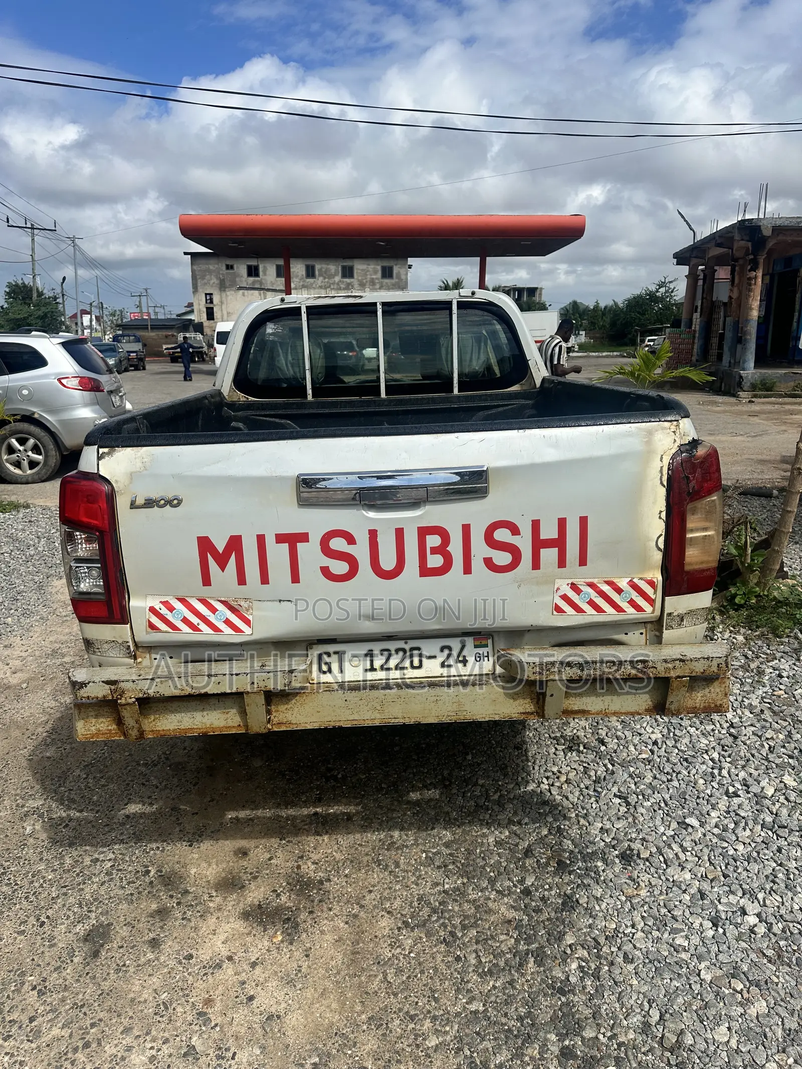 Mitsubishi L200 2019 White