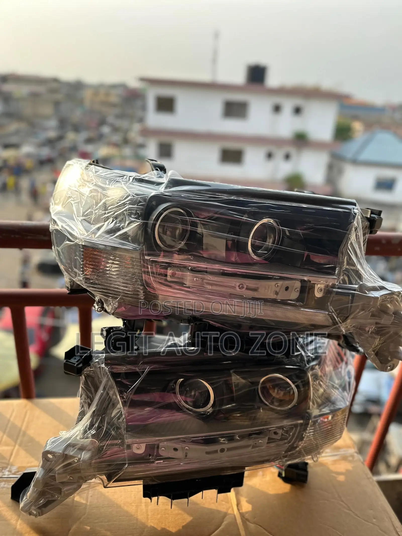 Toyota Land Cruiser 2018,2019,2020,Headlight Available