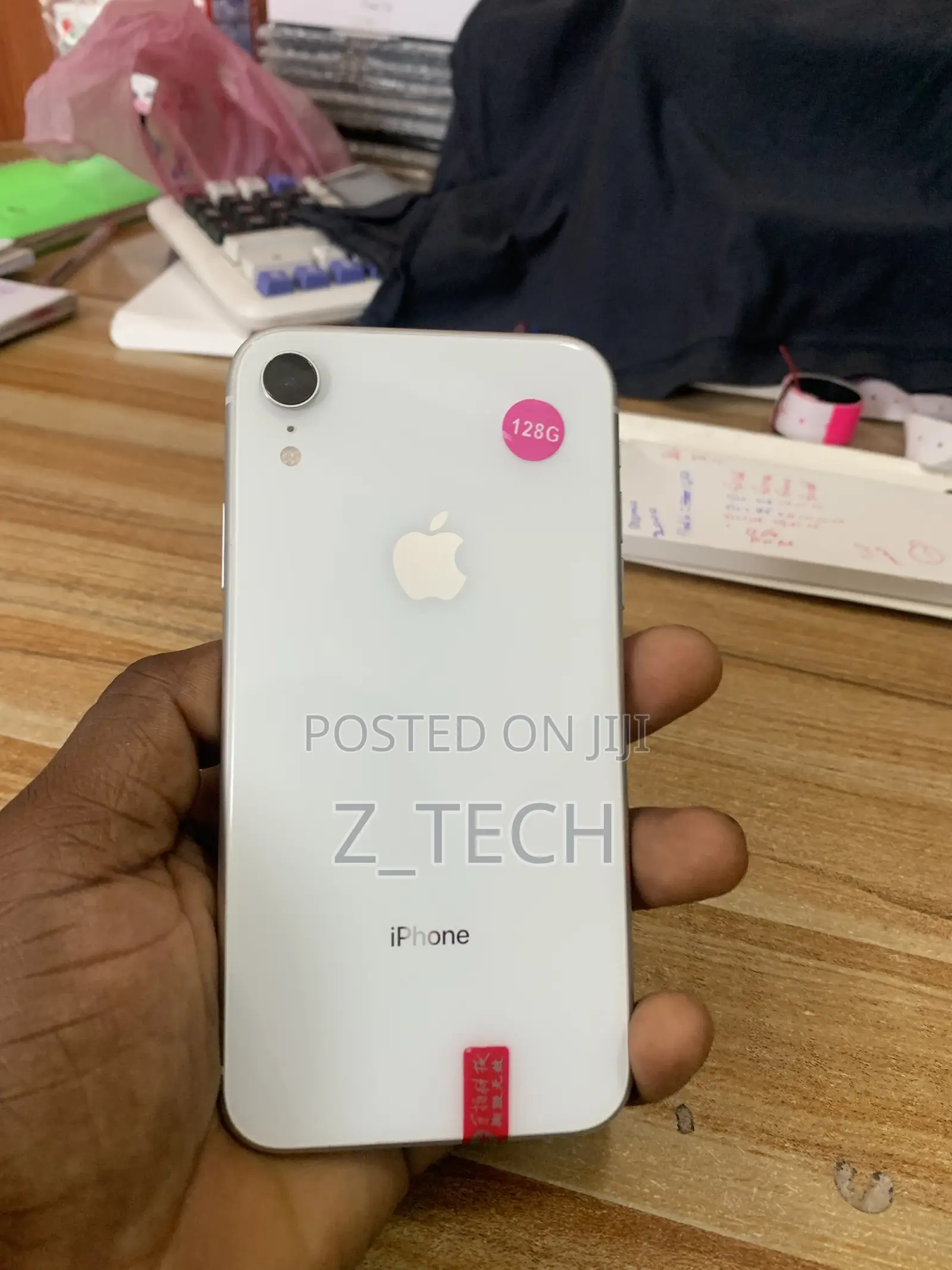 Apple iPhone XR 128 GB White