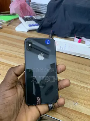 Apple iPhone X 64 GB Black