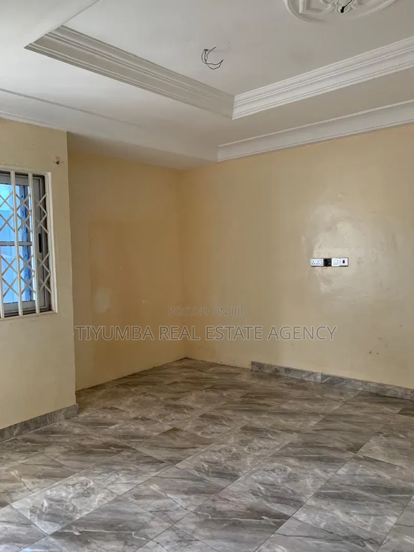 1bdrm Apartment in Tiyumba, Pure Water for rent