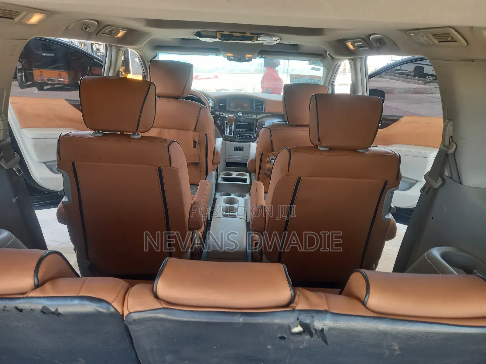 Nissan Quest 2012 Black