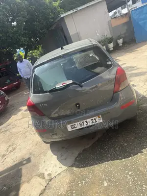 Toyota Vitz 1.3 FWD 3dr 2010